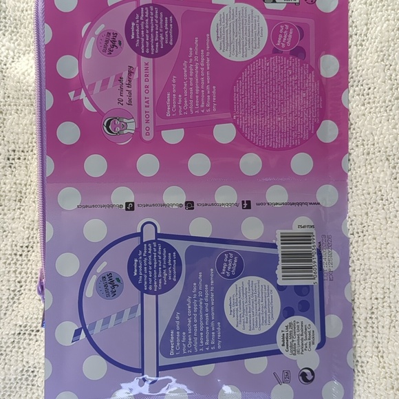 Glow Recipe Toner/Cleanser/Bubble T Face Mask Bundle - Picture 9 of 14